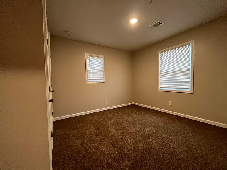 536 N Midland Ave #104-A — Photo 9
