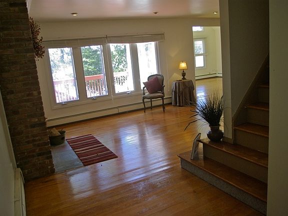 Wide Entryway