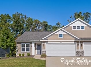 2909 Veld Creek Dr #48, Rockford, MI 49341