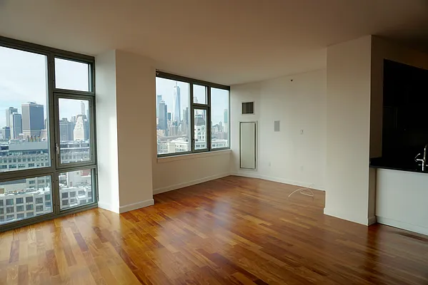 Rented by R New York | media 19