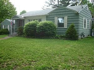 1st image of 65 Grove Ave