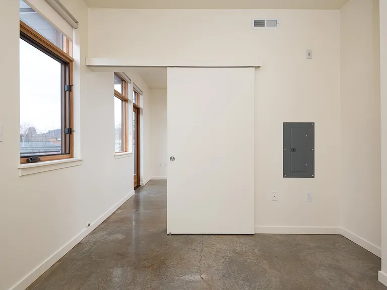 Move the House — Photo 15