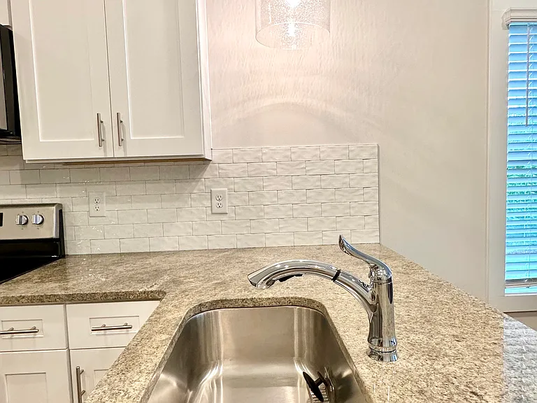 630 Village Dr #18 — Photo 9