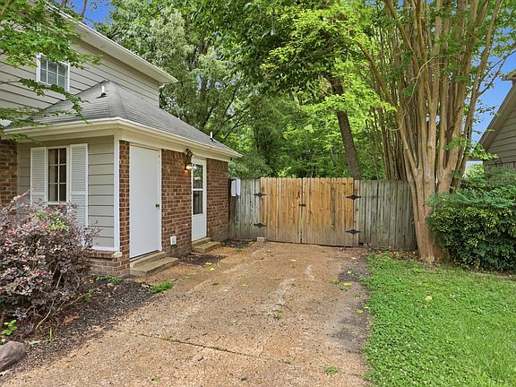 5th image of 8074 S Regis Pl