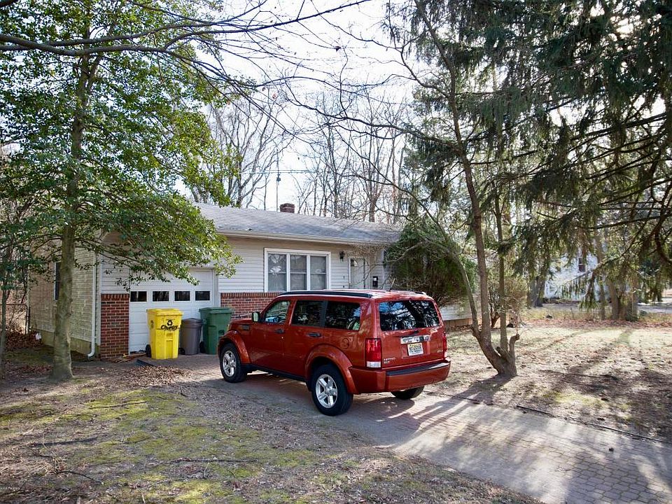 1st image of 13 Cherry St