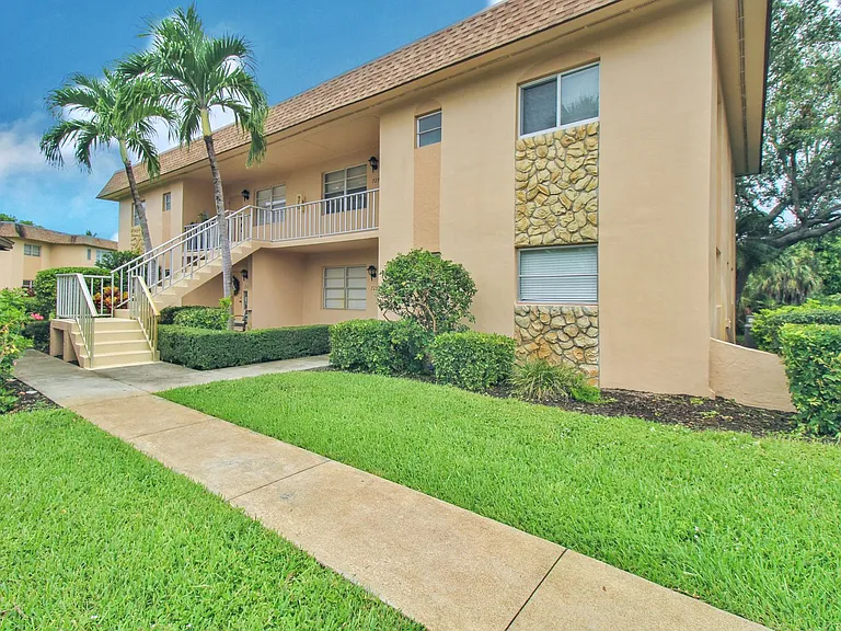 729 Palm View Dr #D4 — Photo 15