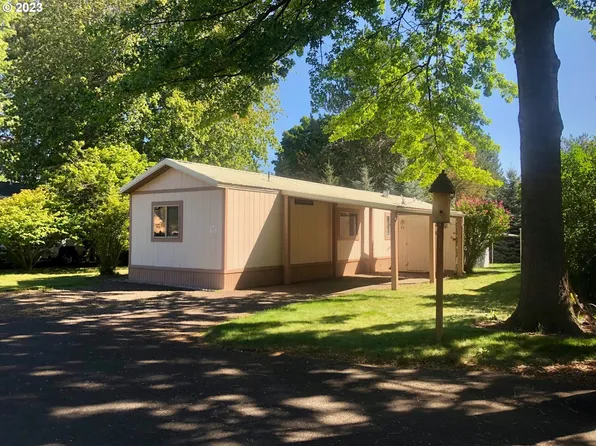 1809 26th St Unit 77, La Grande, OR 97850