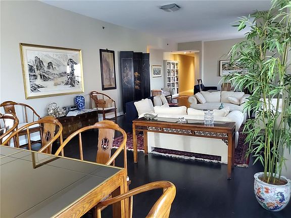 3rd image of 4950 Central St APT 404