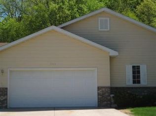 754 James Ave, Mankato, MN 56001