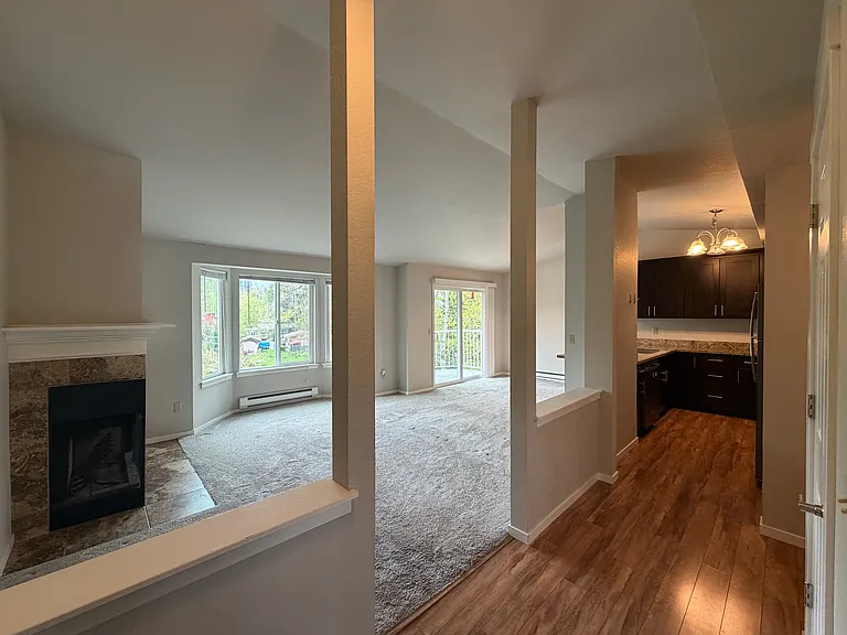 280 NW Holly St #6 — Photo 75