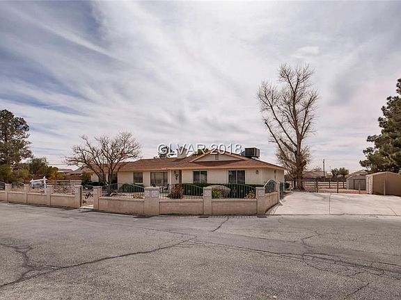 3rd image of 7265 N Torrey Pines Dr