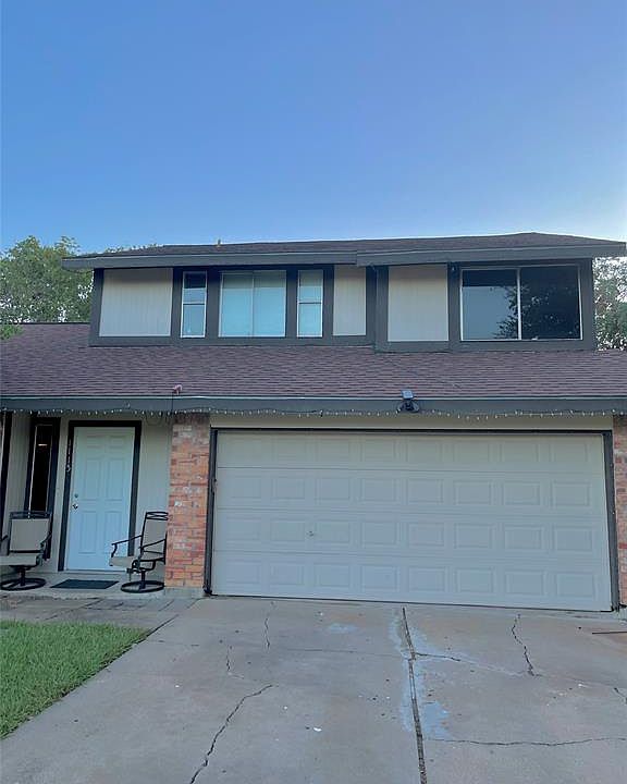 1st image of 1115 Grand Park Dr