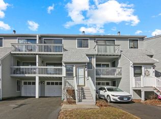 730 Robert Frost Dr #730, Branford, CT 06405