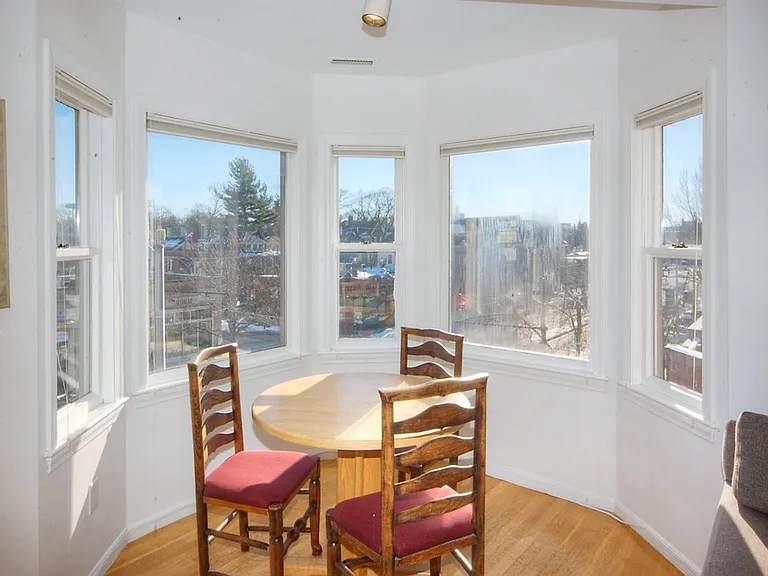 1 Lancaster St #9 — Photo 3