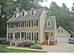 107 Farren Ct, Cary, NC 27511