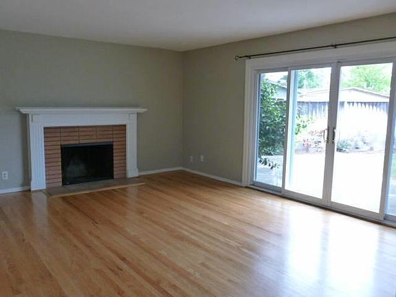 4th image of 2785 Newhall St