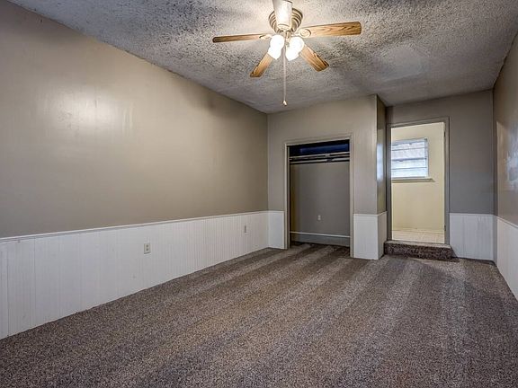 5th image of 411 Eaton Ave
