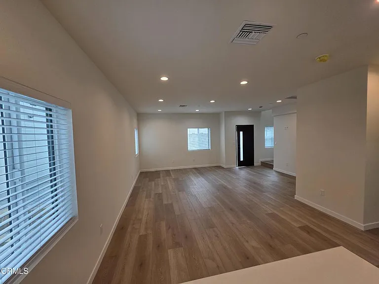 6746 Ben Ave — Photo 13