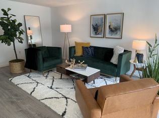 704 Mohawk Dr #2B-1BA-990SQFT, Boulder, CO 80303