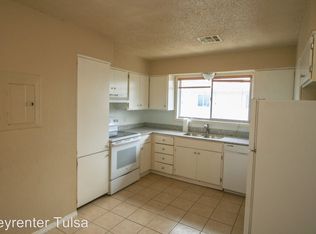 6415 S Newport Ave APT C, Tulsa, OK 74136