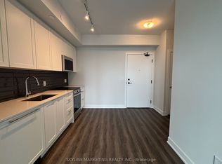 430 Square One Dr #3002, Mississauga, ON L5B 0E2