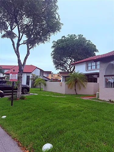9909 NW 9th Street Cir #4-3 Photo 1