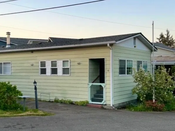 18501 52nd Avenue #6, Lynnwood, WA 98037