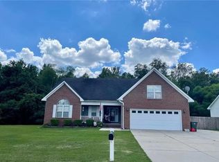 7309 Scenic View Dr, Fayetteville, NC 28306