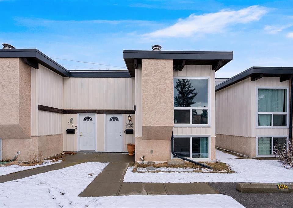 1st image of 120 Oaktree Ln SW