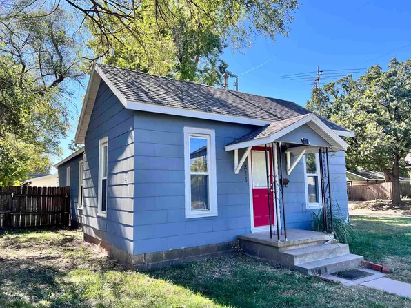 225 W 12th St, Newton, KS 67114