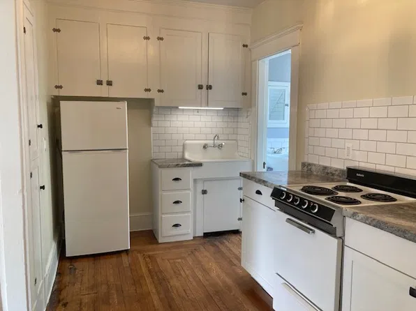33 Howard, 33 Howard St #1H, Lewiston, ME 04240