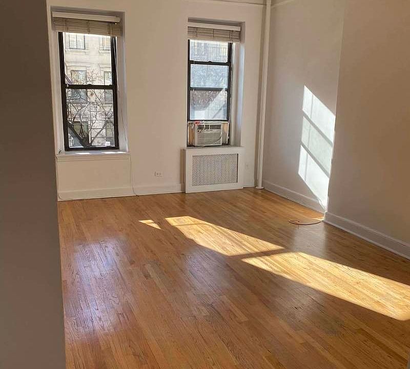1st image of 425 E 85th St APT 3A