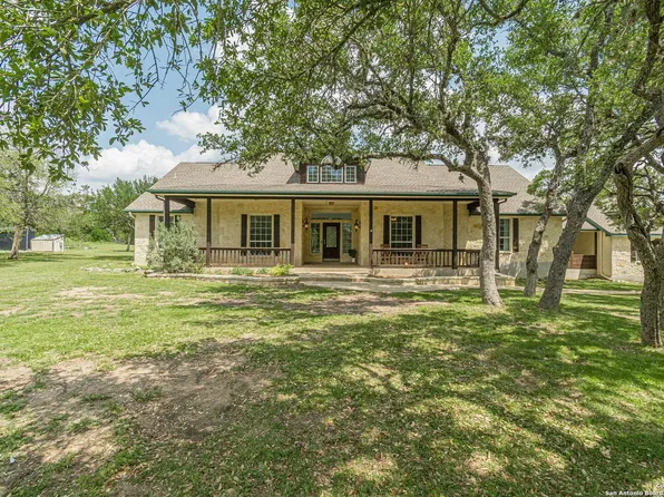 145 County Road 2725, Mico, TX 78056