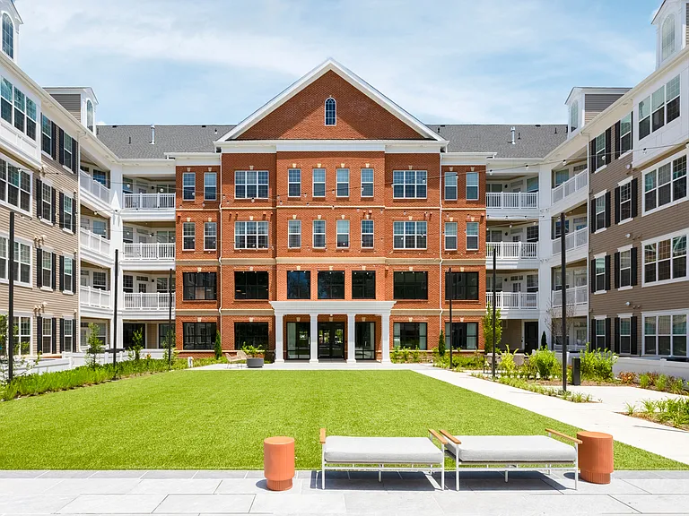 Designer Collection at Creekstone Village