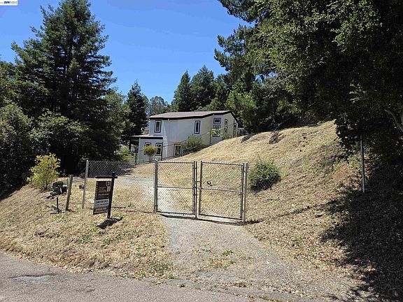 2nd image of 6971 Bristol Dr