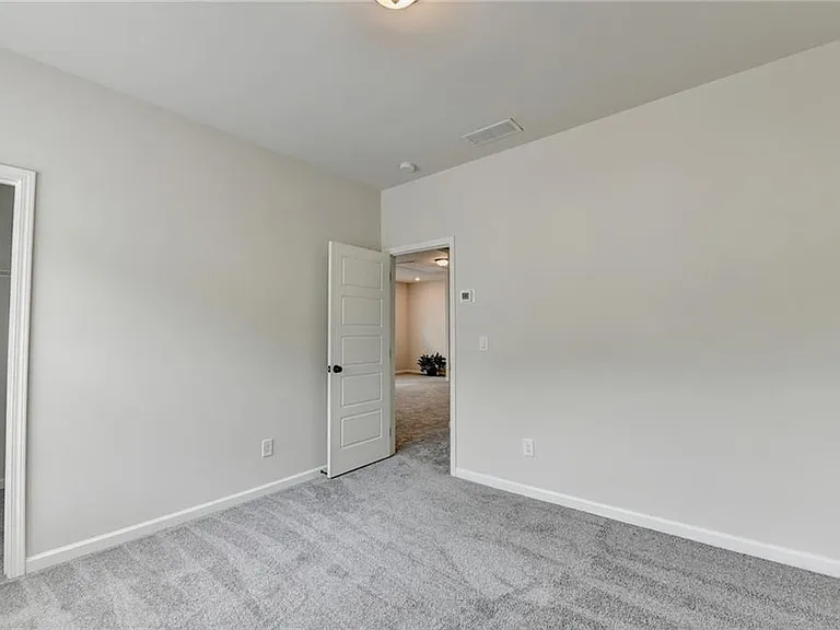 1854 Westfall Lndg — Photo 46