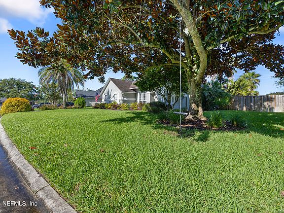 5th image of 12074 BRANDON LAKE Drive
