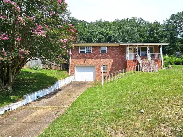 2825 Brighton Ave, Anniston, AL 36207