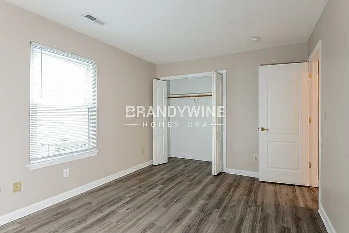 1932 Herford Dr — Photo 12