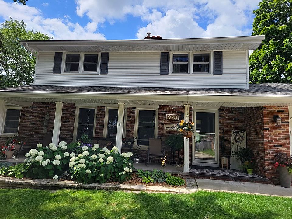 1st image of 973 Watermolen Ave