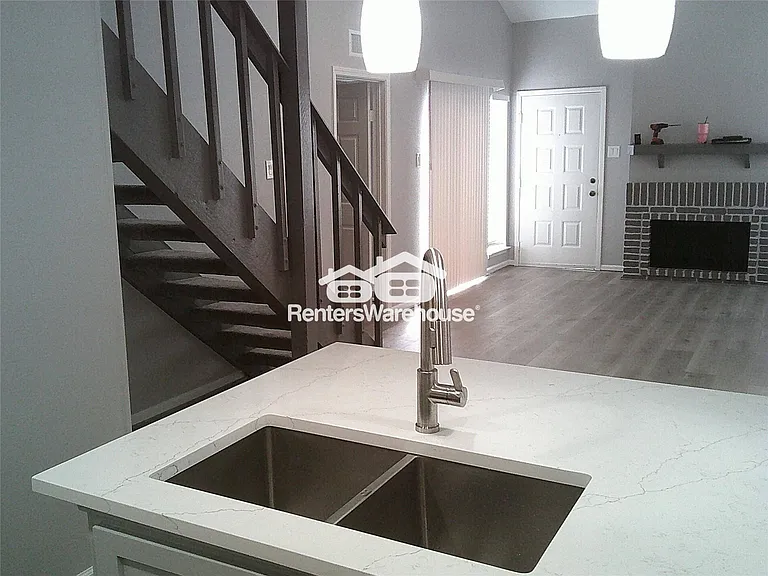 13427 Garden Grove St #750 — Photo 3