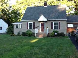 14 Jennifer Rd, Glenville, NY 12302