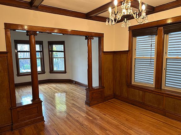 3rd image of 2125 W Agatite Ave #1