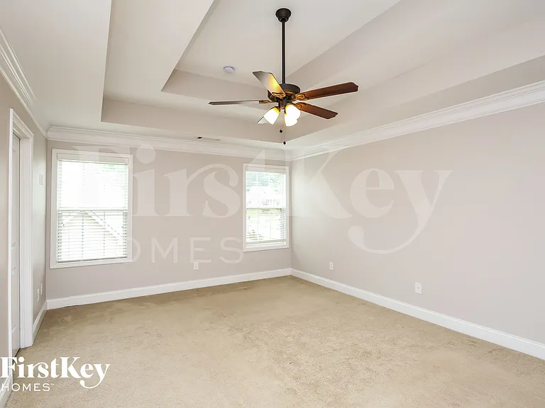 6310 Spring Cove Dr — Photo 9
