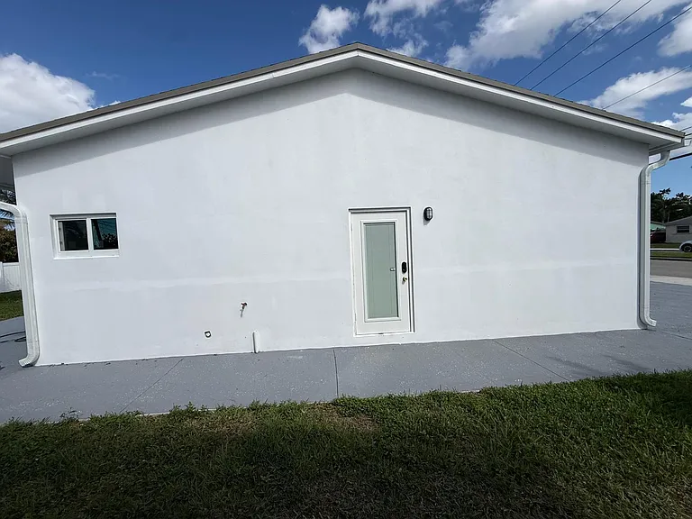 6319 Southgate Blvd — Photo 38