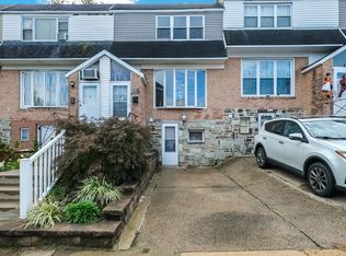 10823 Modena Dr, Philadelphia, PA 19154