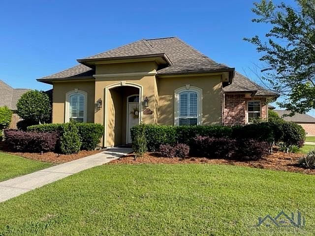 102 Lake Maclaine Ave, Thibodaux, LA 70301 | Zillow