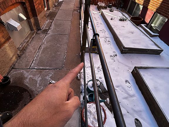 2nd image of 1267 N Pearl St #4
