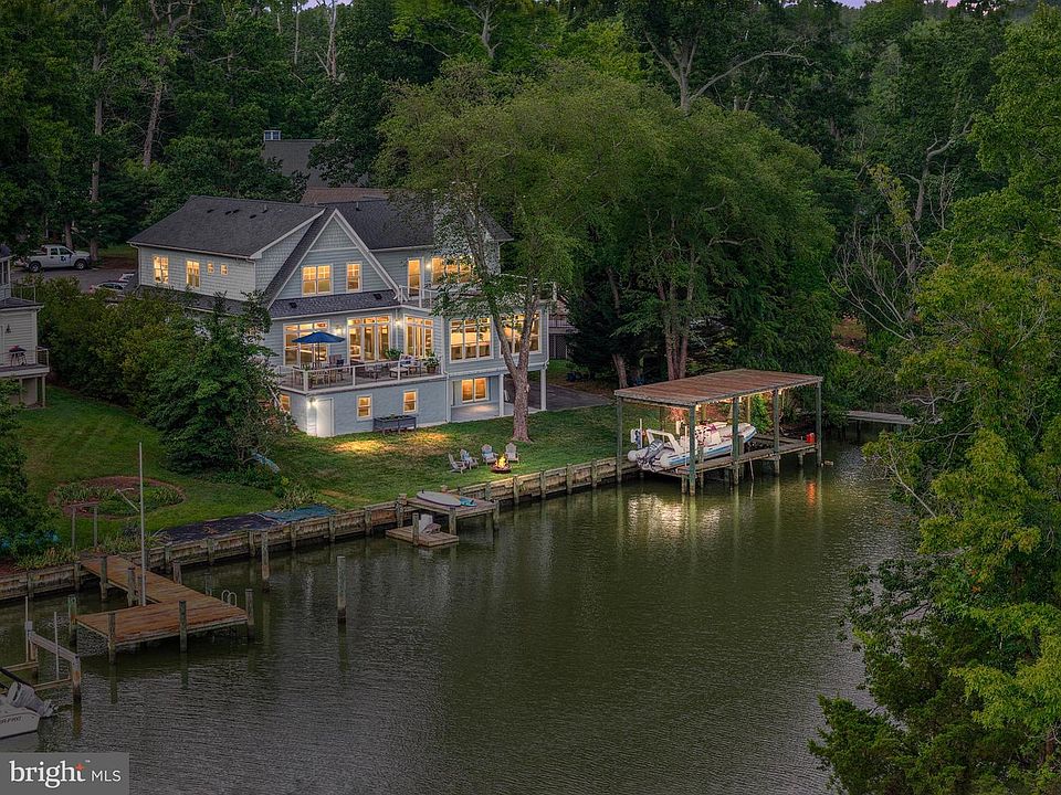 1st image of 529 Lee Cir
