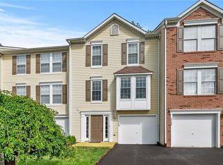 2787 Drake Ct, Gibsonia, PA 15044